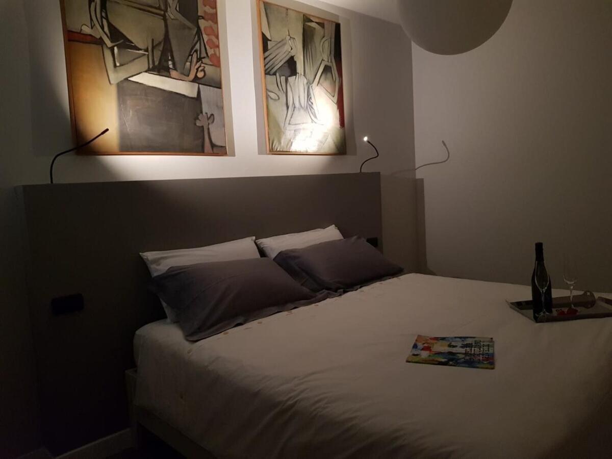 Chocolat La Mairie Apartment โอเมญา ห้อง รูปภาพ